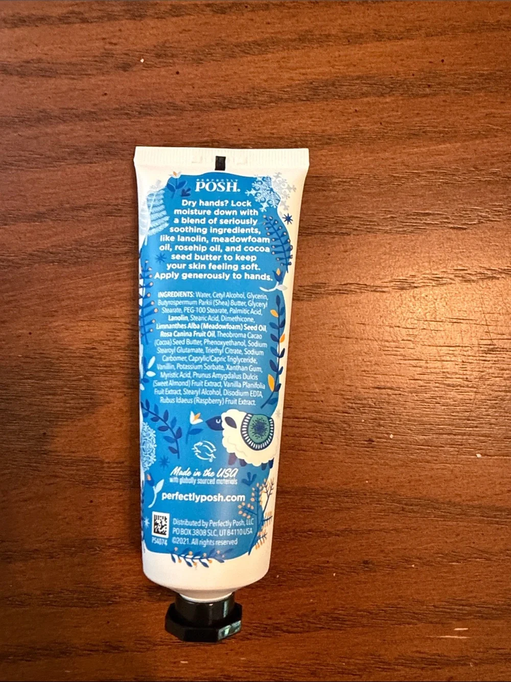 Perfectly Posh Lock It Down Blue Hand Crème - Vanilla & Sweet Almond